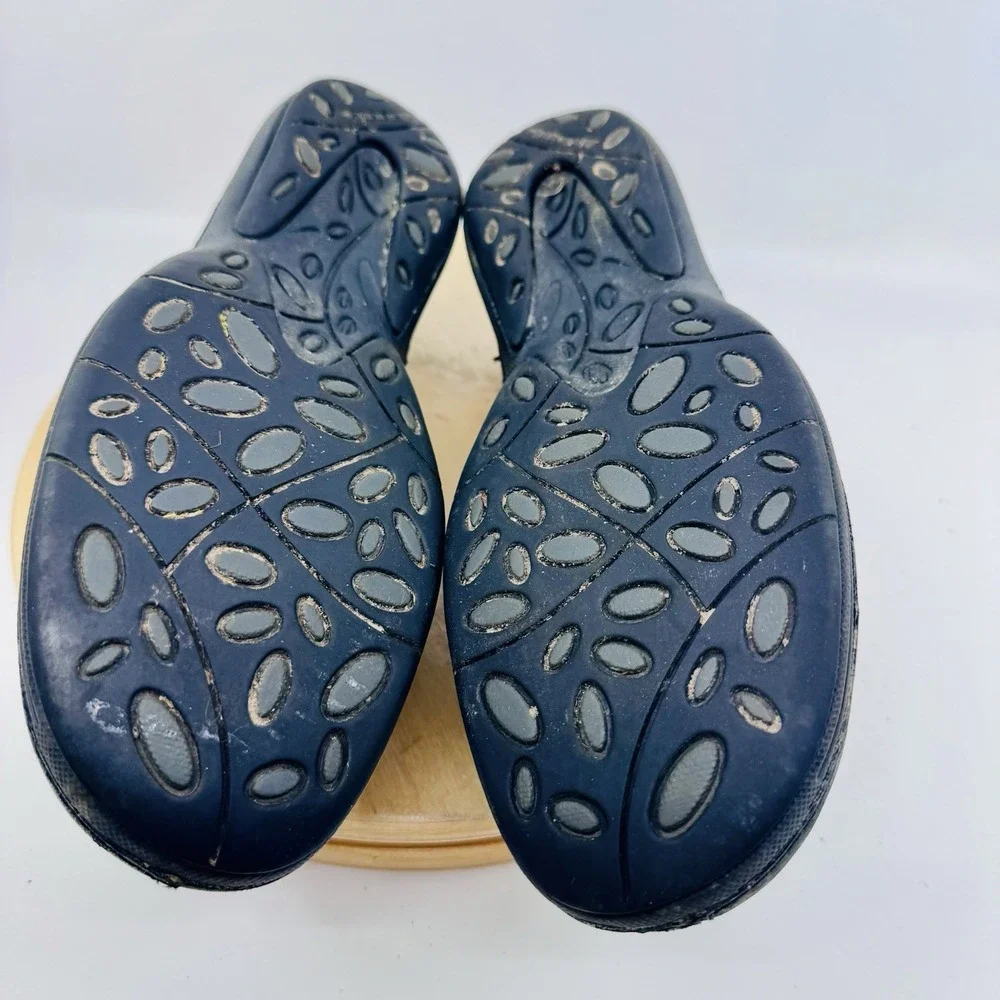 Merrell Leather Loafers Womens 9.5 Black Basso Slip On Moc Toe Comfort Shoes